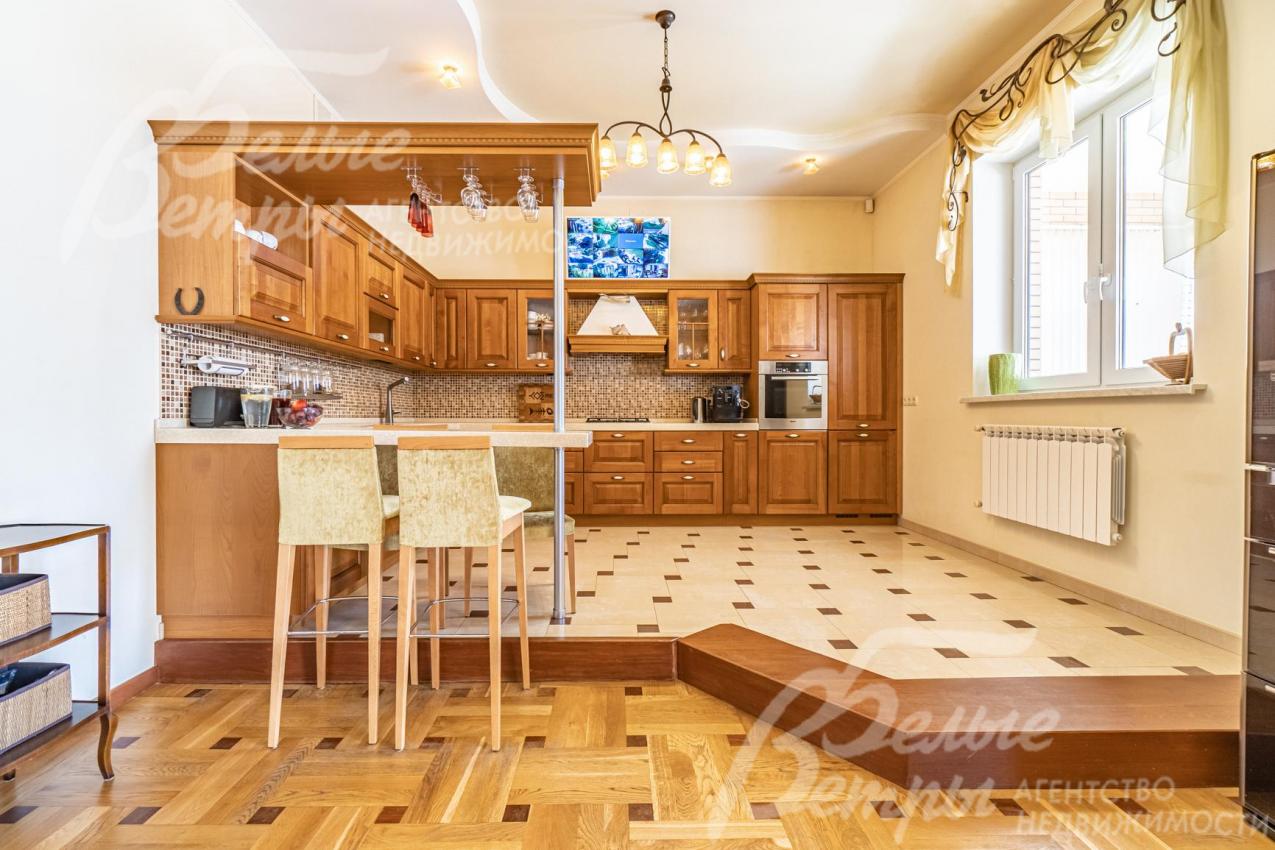 Кухня из массива дуба (Испания)