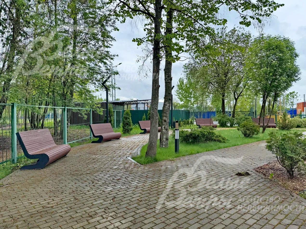 Зона отдыха в поселке Юпитер на Калужском шоссе